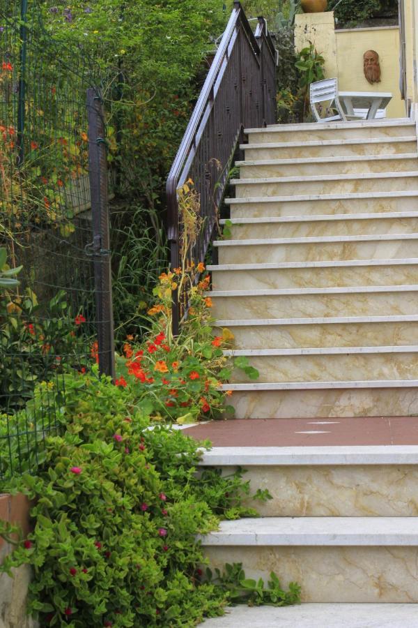Bed & Breakfast Lighea Джардини Наксос Екстериор снимка